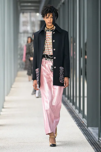 Look 2